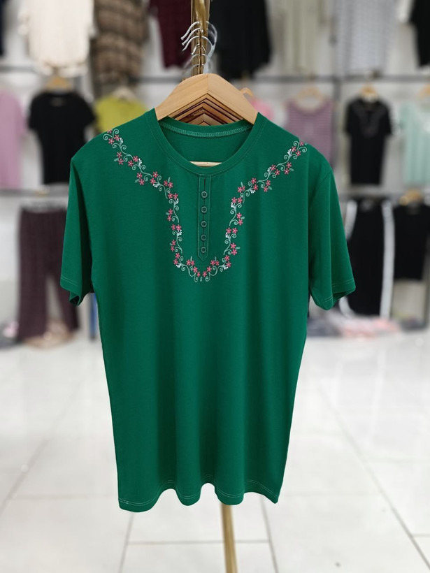 بلوز نخی گلدوزی شده